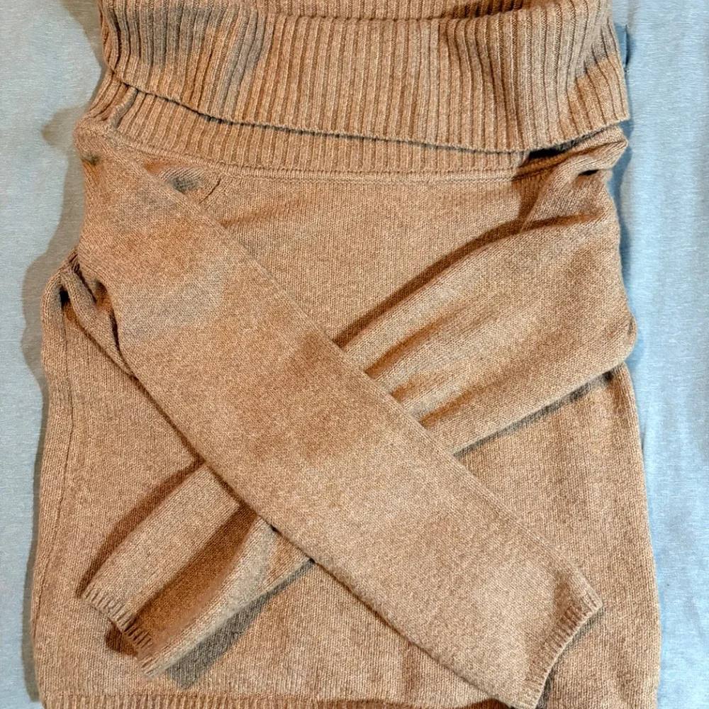 Old Navy Off the Shoulder Tan Sweater, Medium - Picture 2 of 3
